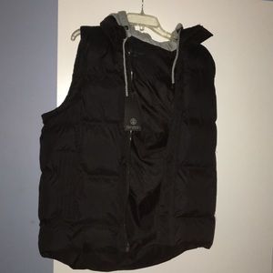 Sleeves waterproof with hood.